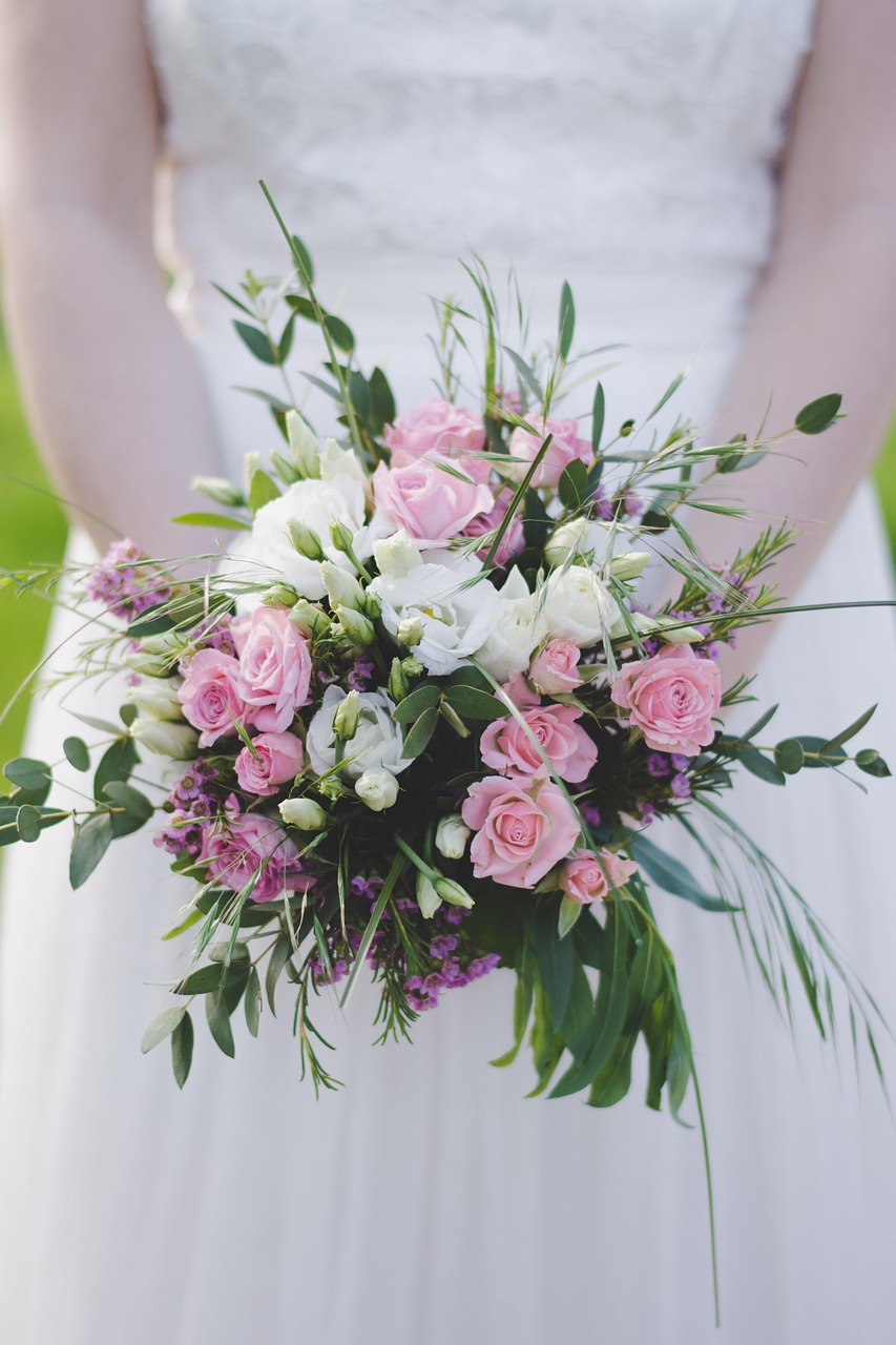 bridal bouquet, ostrich, wedding, bunch of flowers, flower wallpaper, love, flower, to marry, wedding bouquet, romantic, nature, flower background, bride, roses, marriage, rose blossom, bride and groom, beautiful flowers, strauss, floristry